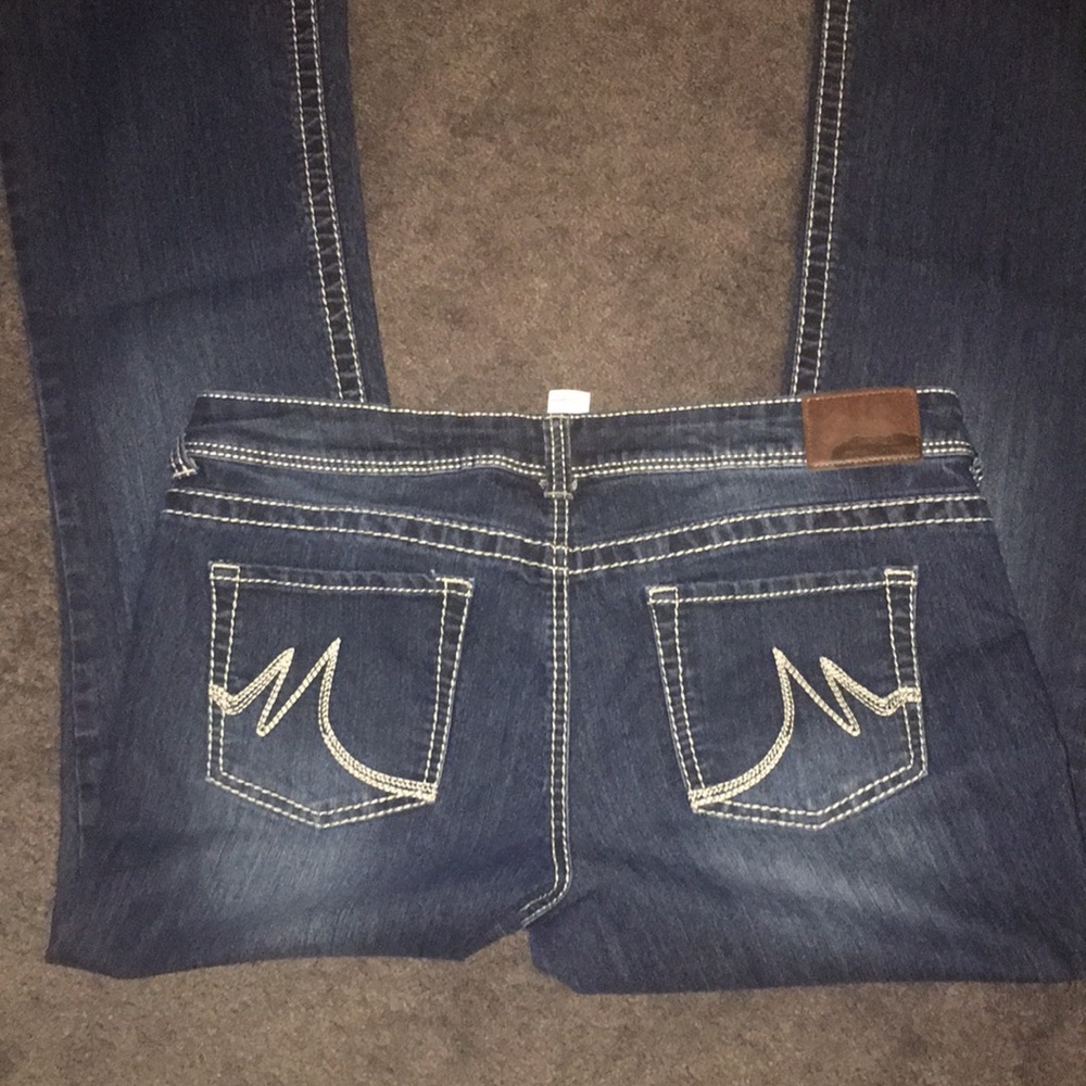 Jeans - Picture 3 of 4